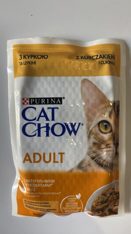 Вологий корм для котів Purina Cat Chow Adult з куркою та цукіні