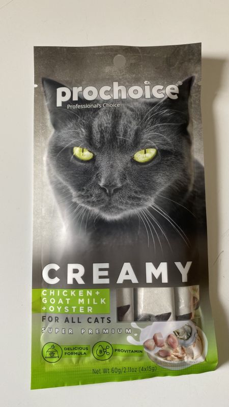Кремові ласощі Prochoice для котів (курка, козяче молоко, устриця)
