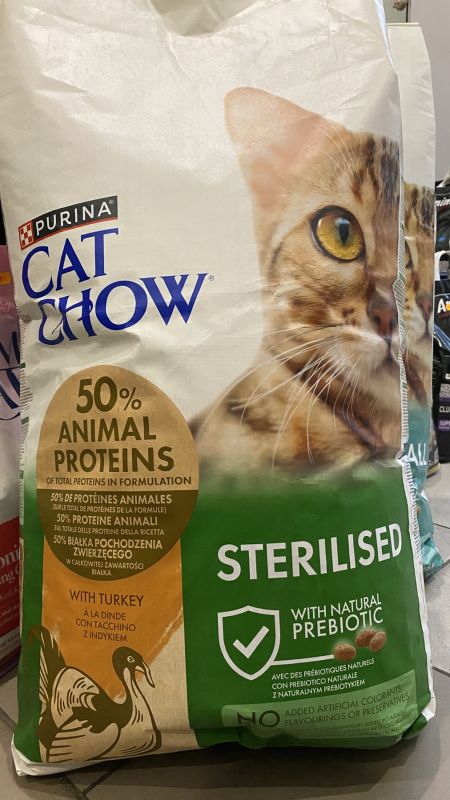 Корм Purina Cat Chow для дорослих стерилізованих котів з індичкою